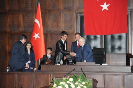 Tbmm Başkanı Çiçek: Meclis'e Sahip Çıkmak, Bağımsızlığa Sahip Çıkmak Demektir