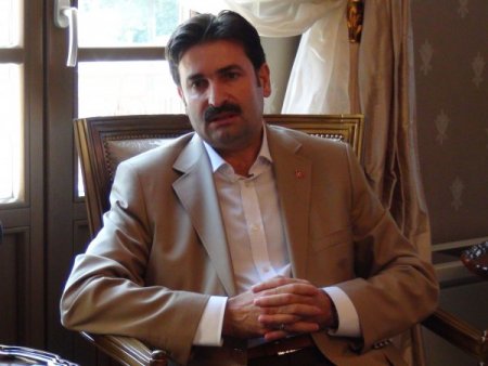 TBMM İnsan Hakları Komisyonu Başkanı: Hiç kimse durduk yere evini terk etmez