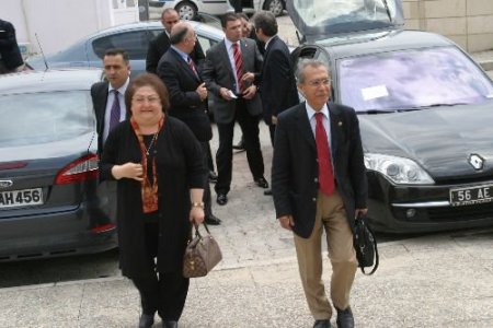 Tbmm İnsan Hakları Komisyonu Siirt'te Çalışmalarına Başladı