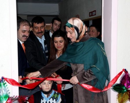 TDED Çankırı Şubesi köy okuluna kütüphane yaptırdı