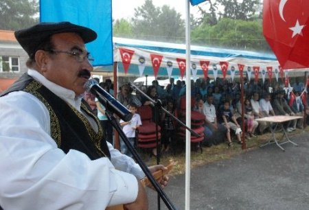 'Tebreç şenliği' yağmura rağmen kutlandı