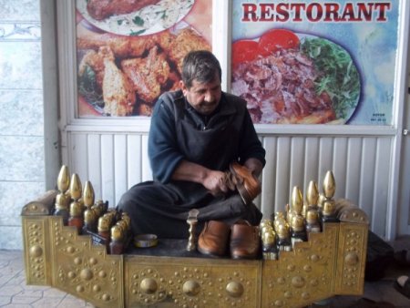 Tek Böbreğiyle Yaşama Tutunan Baba Öyküsüyle Örnek Oluyor