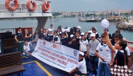 Tek Ebeveynli Öğrencilere Gezi Morali