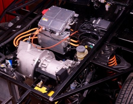 Tek şarj ile 280 kilometre yapan elektrikli otolar yollarda