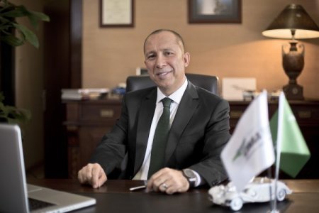 Tek şarj ile 280 kilometre yapan elektrikli otolar yollarda