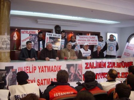 Tekel İşçilerine Destek İçin Açlık Grevine Başladılar