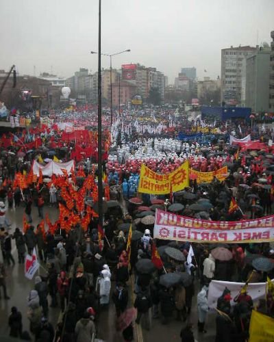 Tekel İşçilerinin Mitinginde Geniş Güvenlik Önlemi Alındı