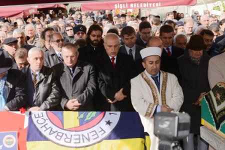 Tekin Akmansoy son yolculuğuna uğurlandı