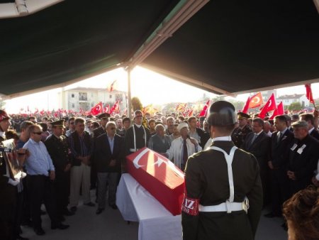 Tekirdağ şehidini dualarla uğurladı