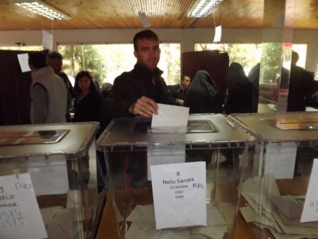Tekirdağda vatandaşlar, 'belediyem kapatılmasın' dedi