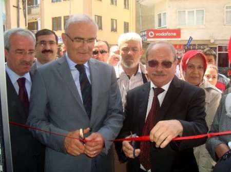 Tekkeköy’de öğrenciler yararına kermes