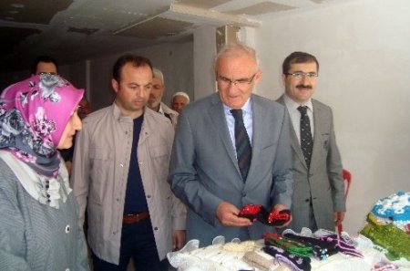 Tekkeköy’de öğrenciler yararına kermes