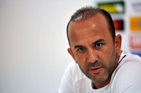 Teknik Direktör Özdilek: Ligin üst sıralarına çıkmak kolay, ama durmak zor