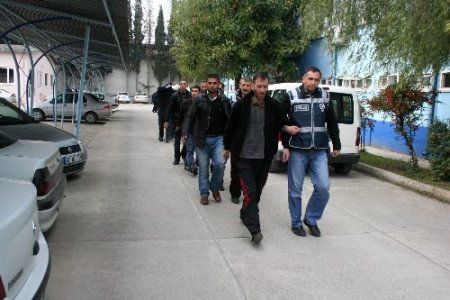 Teknik Takibe Yakalanmamak İçin Tersten Konuşan Hırsızlık Çetesi Çökertildi