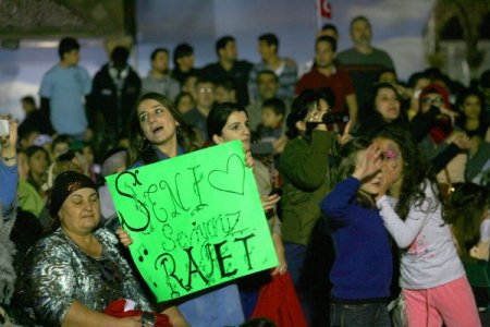 Teksas diyarındaki 'İpekyolu Festivali' Rafet El Roman'ın konseriyle sona erdi