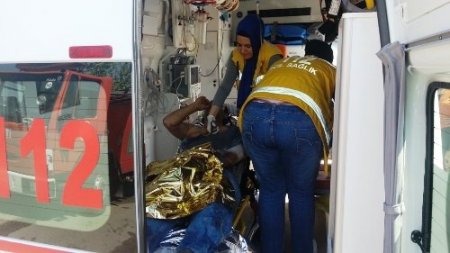 Tekstil atölyesindeki yangına müdahale eden 2 işçi yaralandı