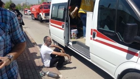 Tekstil atölyesindeki yangına müdahale eden 2 işçi yaralandı