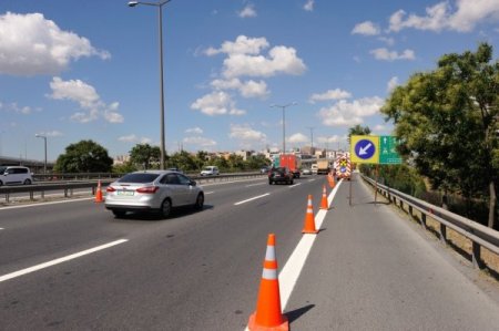 TEM Otoyolu'nun kapatılan şeritleri trafiğe açıldı