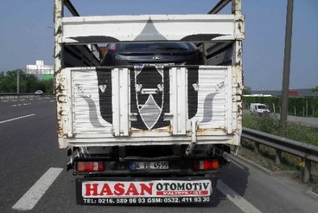 TEM'de fırlayan kamyon lastiği can aldı