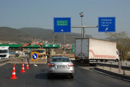 TEM'deki çalışma trafiği kilitledi