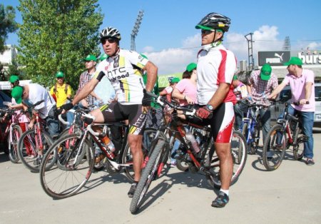 Temiz çevre için pedal çevirdiler