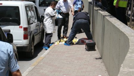 Temizlik Görevlileri, Derede Uçaksavar Mermisi Buldu