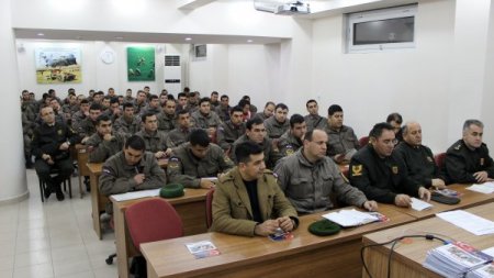 Terhis olacak askerlere iş imkanları ve hibe destekleri anlatıldı