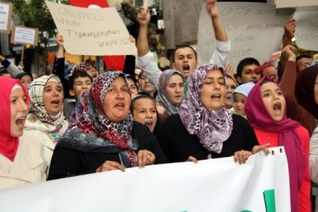 Termik santral istemeyen köylüler şehre indi