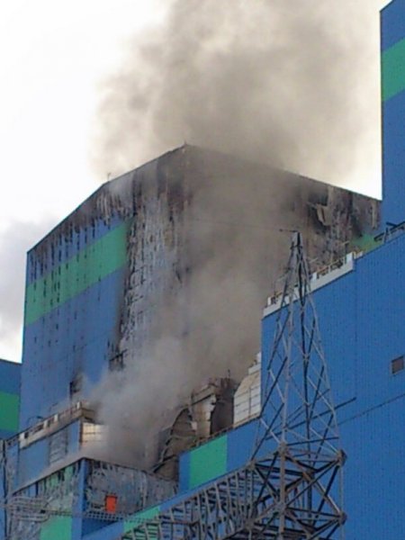 Termik santralde yangın çıktı, Kahramanmaraş alarma geçti