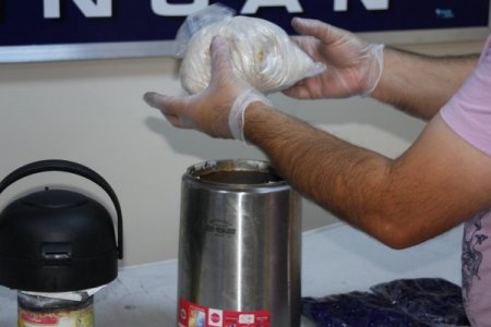 Termos içinden eroin çıktı