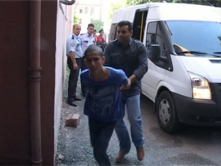 Terör operasyonunda gözaltına alınan 13 kişi adliyeye sevk edildi