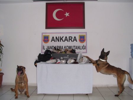 Terör örgütünün gelir kaynağı 11 kilo esrar ele geçirildi