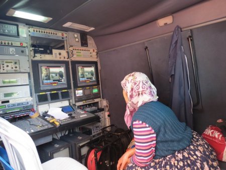 Terör örgütünün kaçırdığı polisin babası Habur'da oğlunu bekliyor