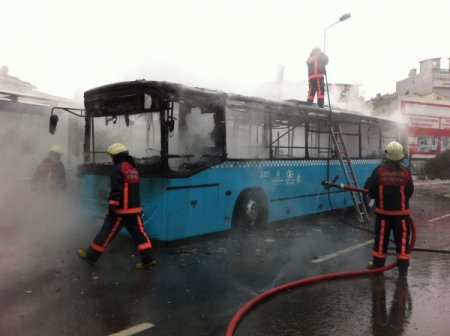 Terör yandaşlarının yaktığı otobüste bulunanlar olayı anlattı