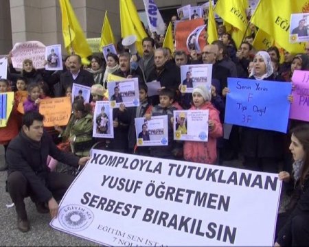 Terörden tutuklu öğretmen için ilkokul öğrencilerine eylem yaptırdılar