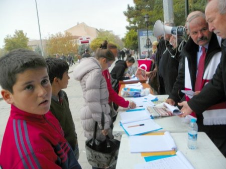 Terörist başının idamı için 23 bin imza toplandı