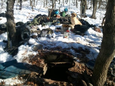 Teröristlerin kullandığı sığınak ve depolar tahrip edildi