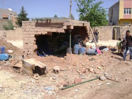 Teröristlerin Saklandığı Baraka Delik Deşik Oldu