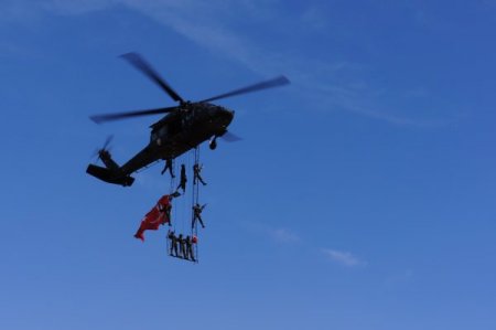 Terörle mücadeleye 428 özel harekatçı polis desteği