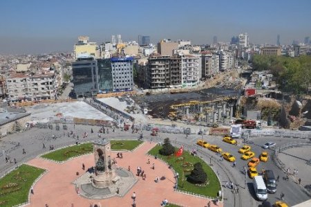 Tertip komitesi: Taksim'de 1 Mayıs'a izin vermemek suçtur