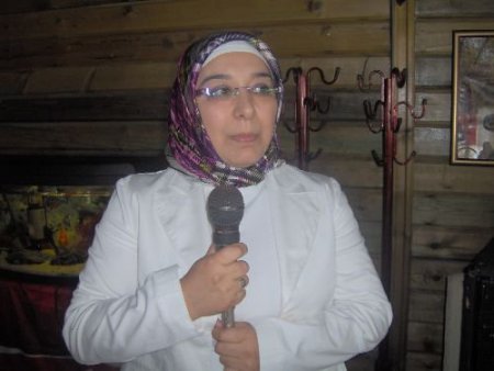 Testi Kebaplı Anneler Günü Kutlaması