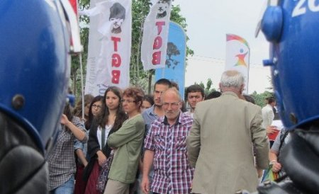 TGB’liler Eskişehir’de Suriyeli öğrencilere tepki gösterdi