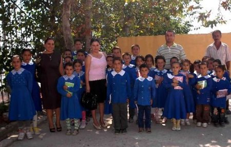 Thk Alanya Şubesi, Köy Okullarında Yardım Paketi Dağıttı