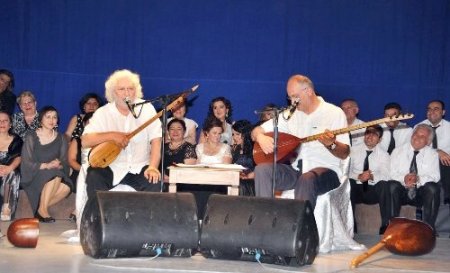 THM korosu bahar konseri verdi