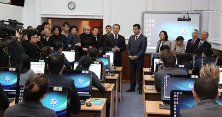 TİKA, Kazakistan’a uzaktan eğitim merkezi açtı