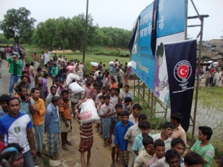TİKA'dan Arakan'a 15 bin kişilik acil insani yardım