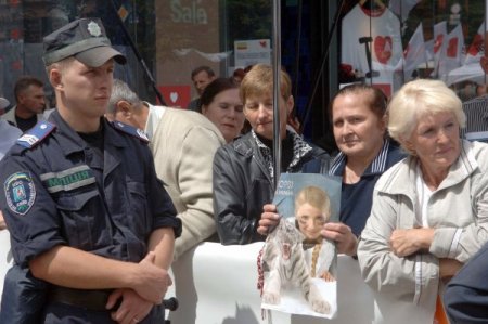 Timoşenko’nun Yargılanmasına Başkent Kiev’de Devam Ediliyor