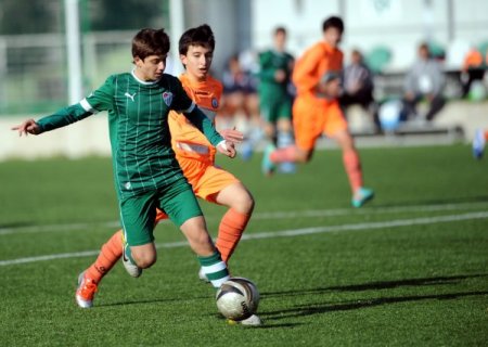 'Timsah'ın gençleri, İstanbul BBSK U-14 takımını farklı yendi