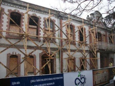 Tinerci Mekânı Haline Gelen Tarihi Bina, Kent Müzesi Olacak