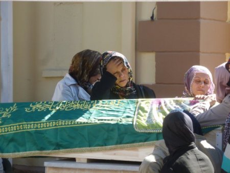 Tıp tarihine geçen bebeğin annesi toprağa verildi